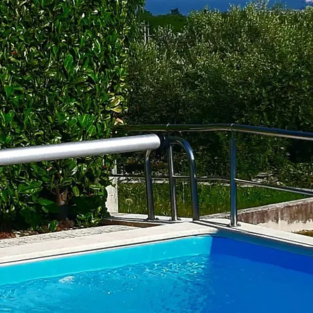 Mit Beheiztem Pool By Interhome