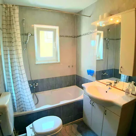 Vakantiehuis Mit Beheiztem Pool By Interhome *