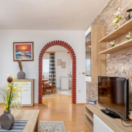 Mit Beheiztem Pool By Interhome Vakantiehuis *