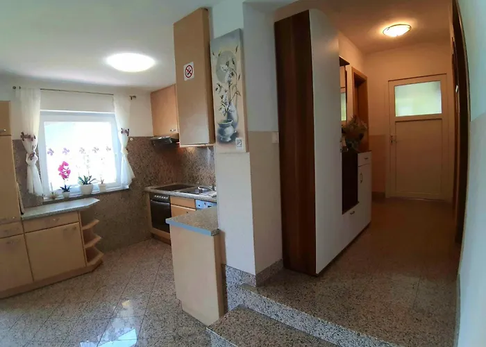 Mit Beheiztem Pool By Interhome Kaštel