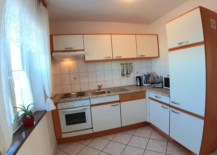 Mit Beheiztem Pool By Interhome Vakantiehuis *