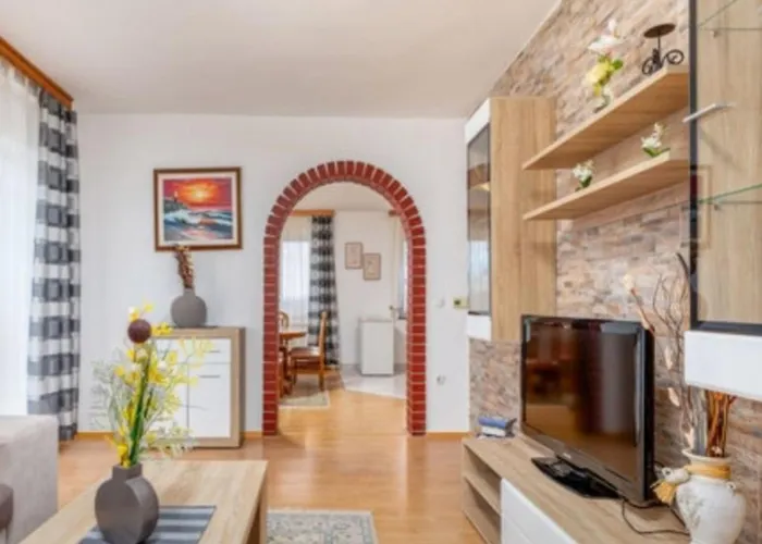 Mit Beheiztem Pool By Interhome Vakantiehuis *